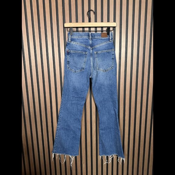 BDG Urban Outfitters Jeans 24 Womens Blue Stretch High Rise Flare Frayed Denim - Picture 2 of 10